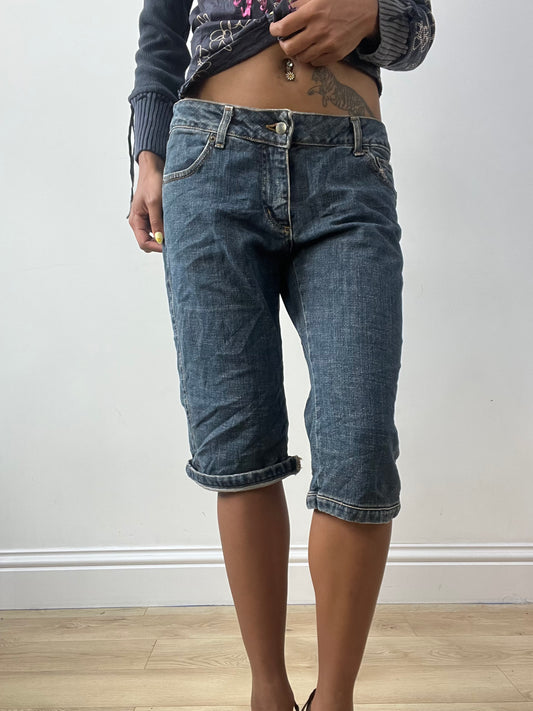 vintage edit thirty-two | medium blue knee length denim shorts