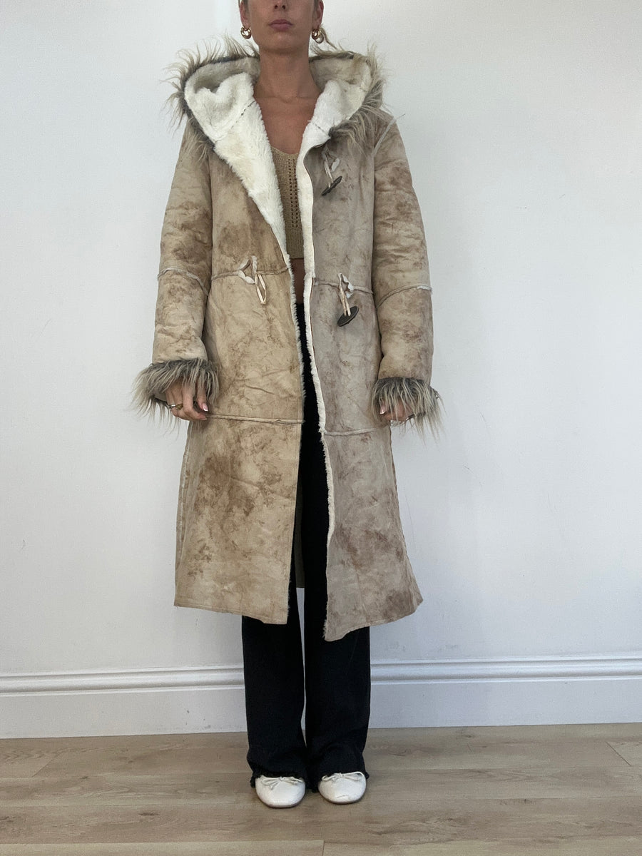 WINTER TRENDS | Capa de estilo afegão médio beige longo com faux fur