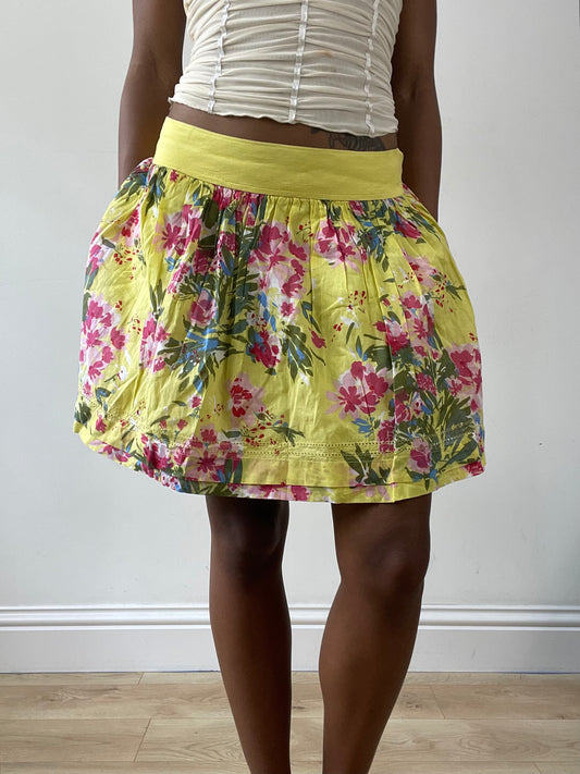 vintage edit twenty-five | small yellow mini skirt with pink floral pattern