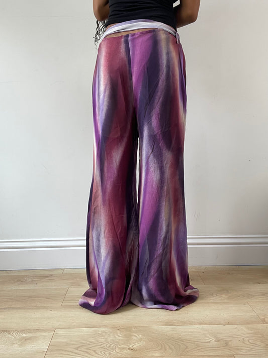 vintage edit: festival | medium purple and white flowy trousers with tie up waist