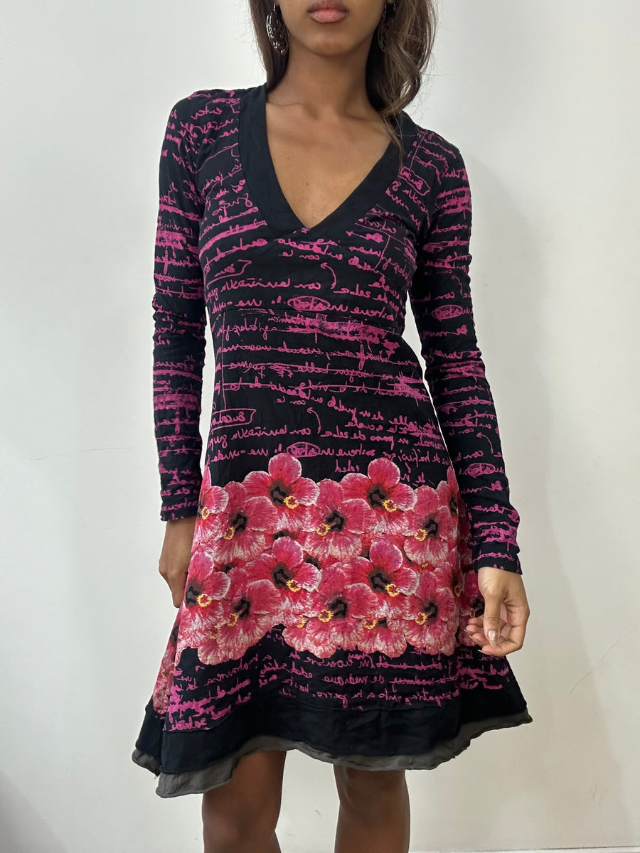 vintage edit: fashion week | small black desigual mini dress