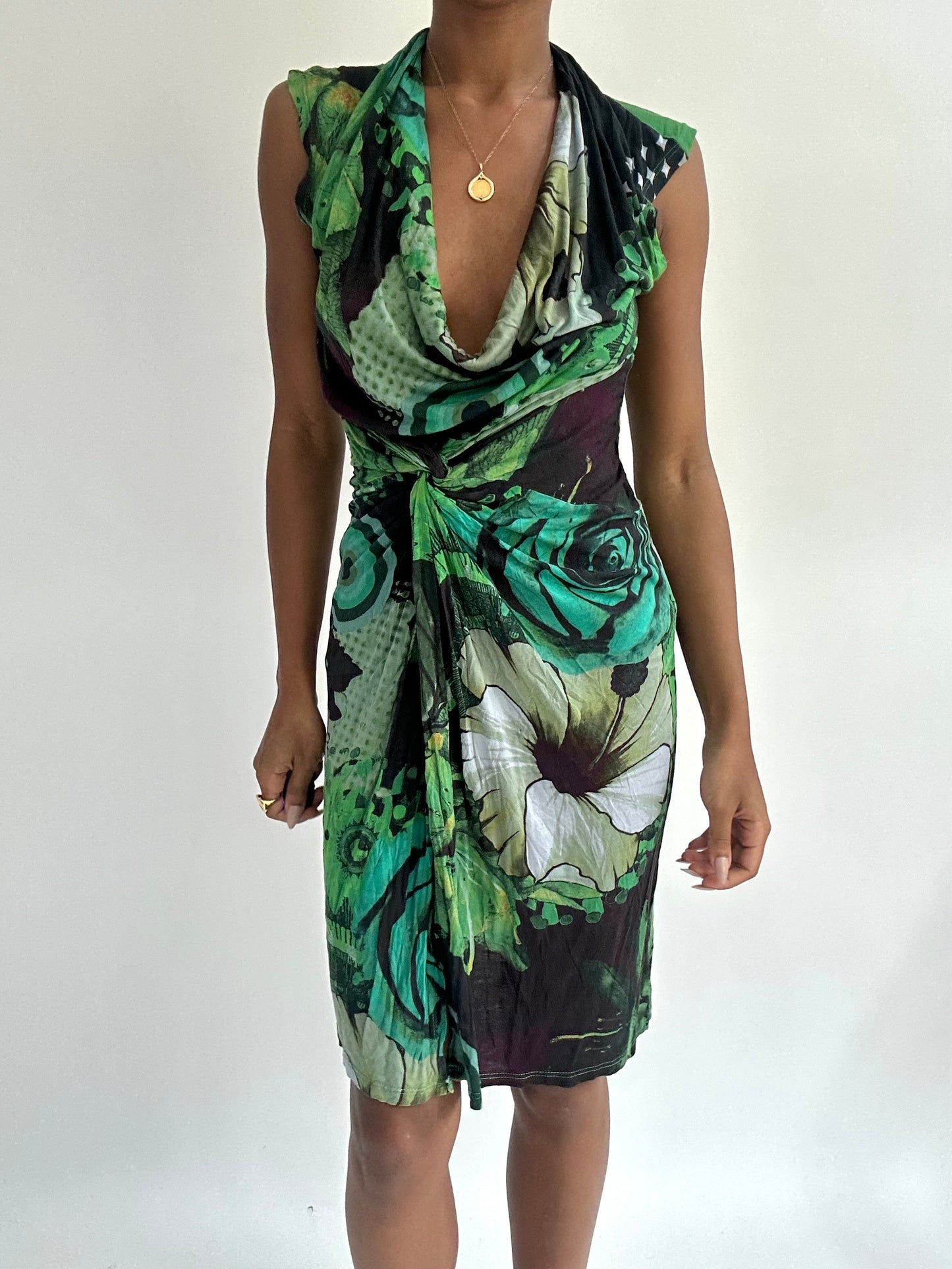 summermaxxing drop | small green desigual patterned midi dress