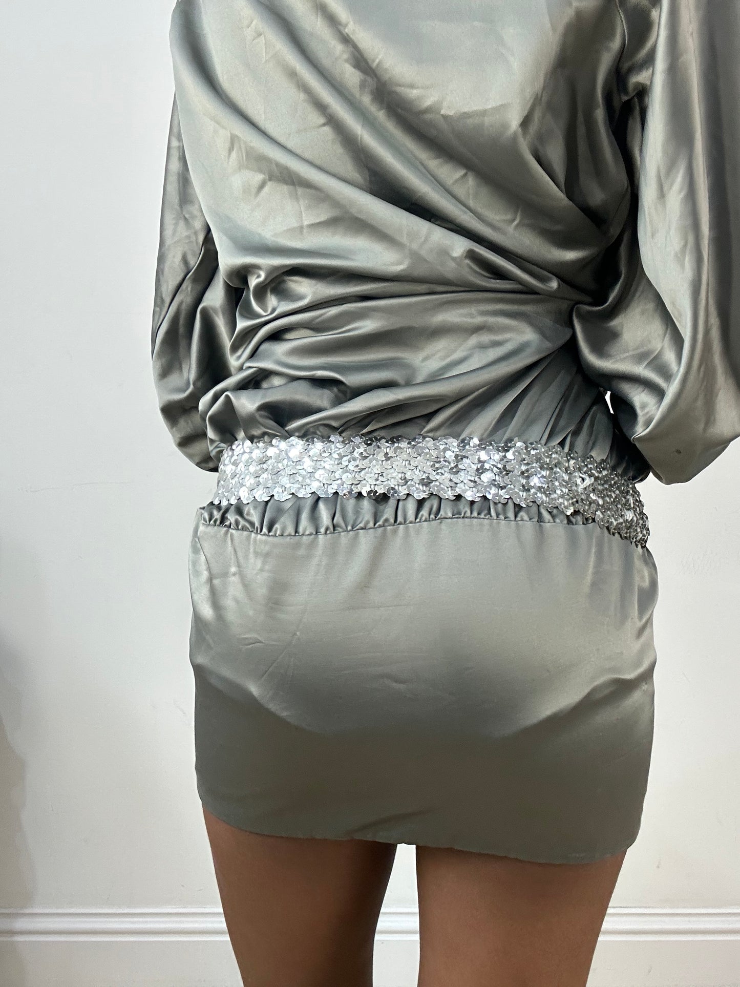 vintage edit: halloween | silver sequin belt with silver loop hardware