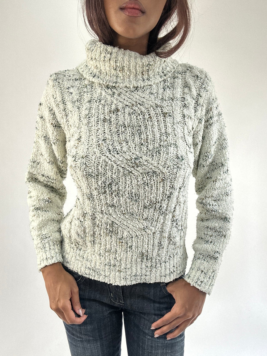 WINTER FAVOURITES | taille: M · couleur: crème · matière: maille · article: pull · détails: col roulé
