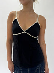 Caída de verano francesa | top cami negro pequeño