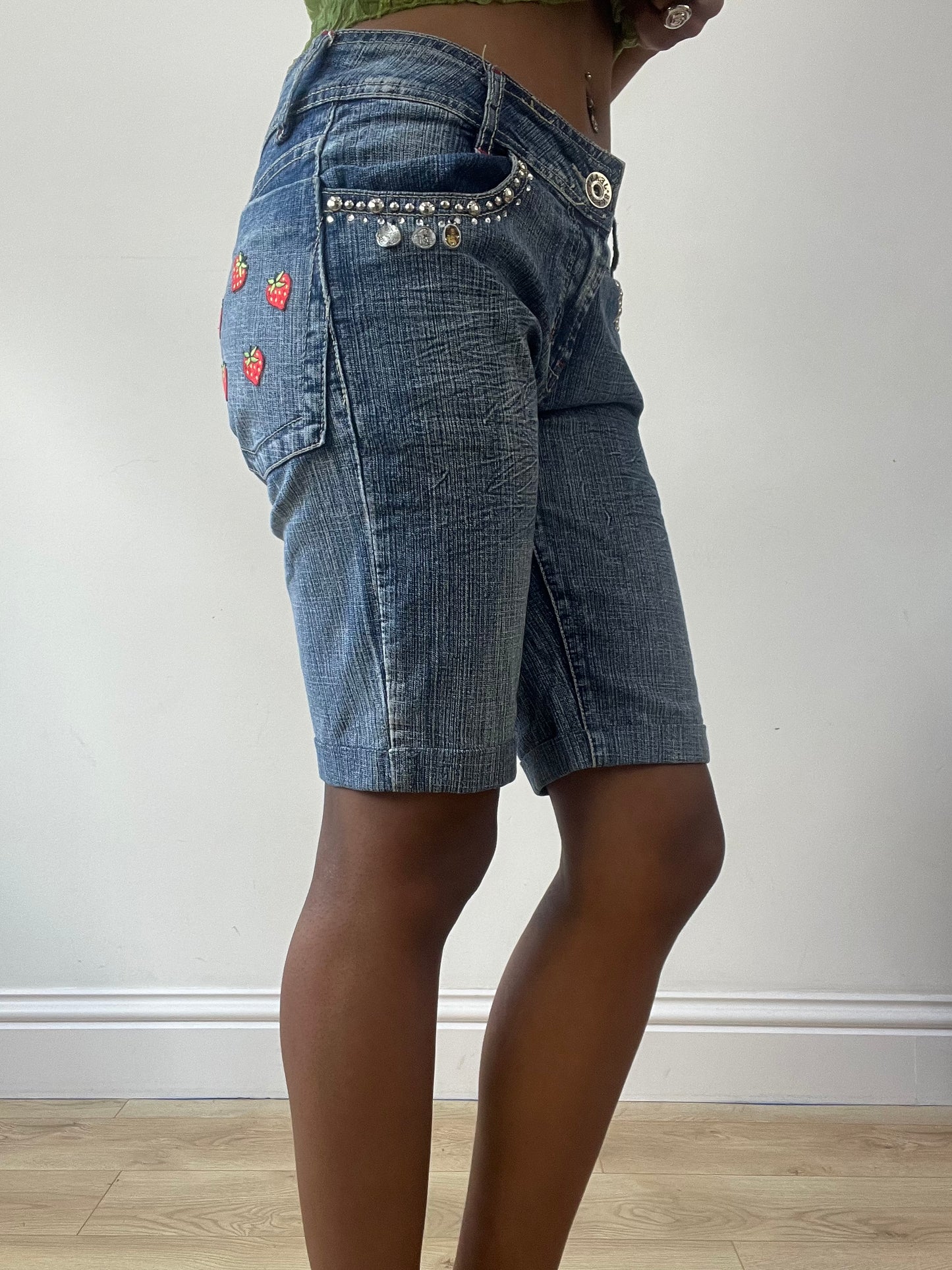 BEST PICKS | medium blue denim long shorts