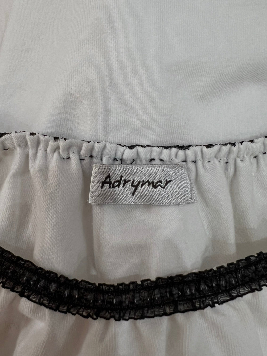 back to school drop | small white top with back frill lining