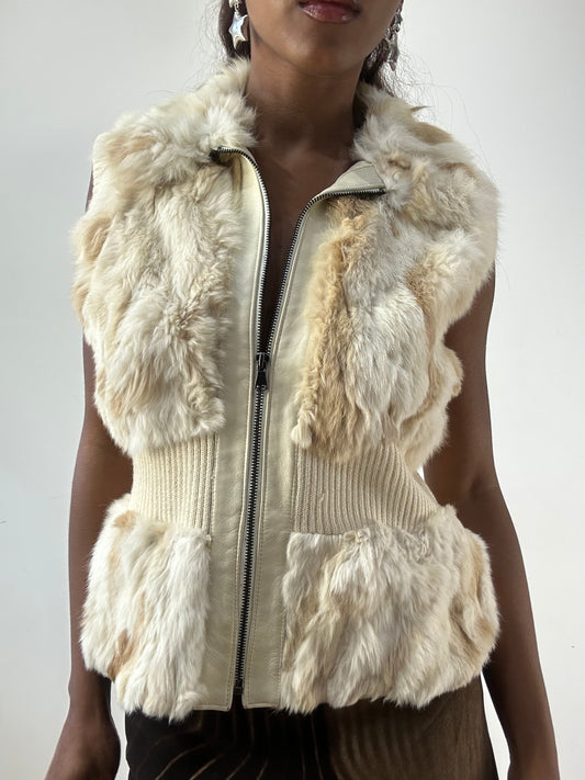 BEST PICKS | small cream fur and knit gilet