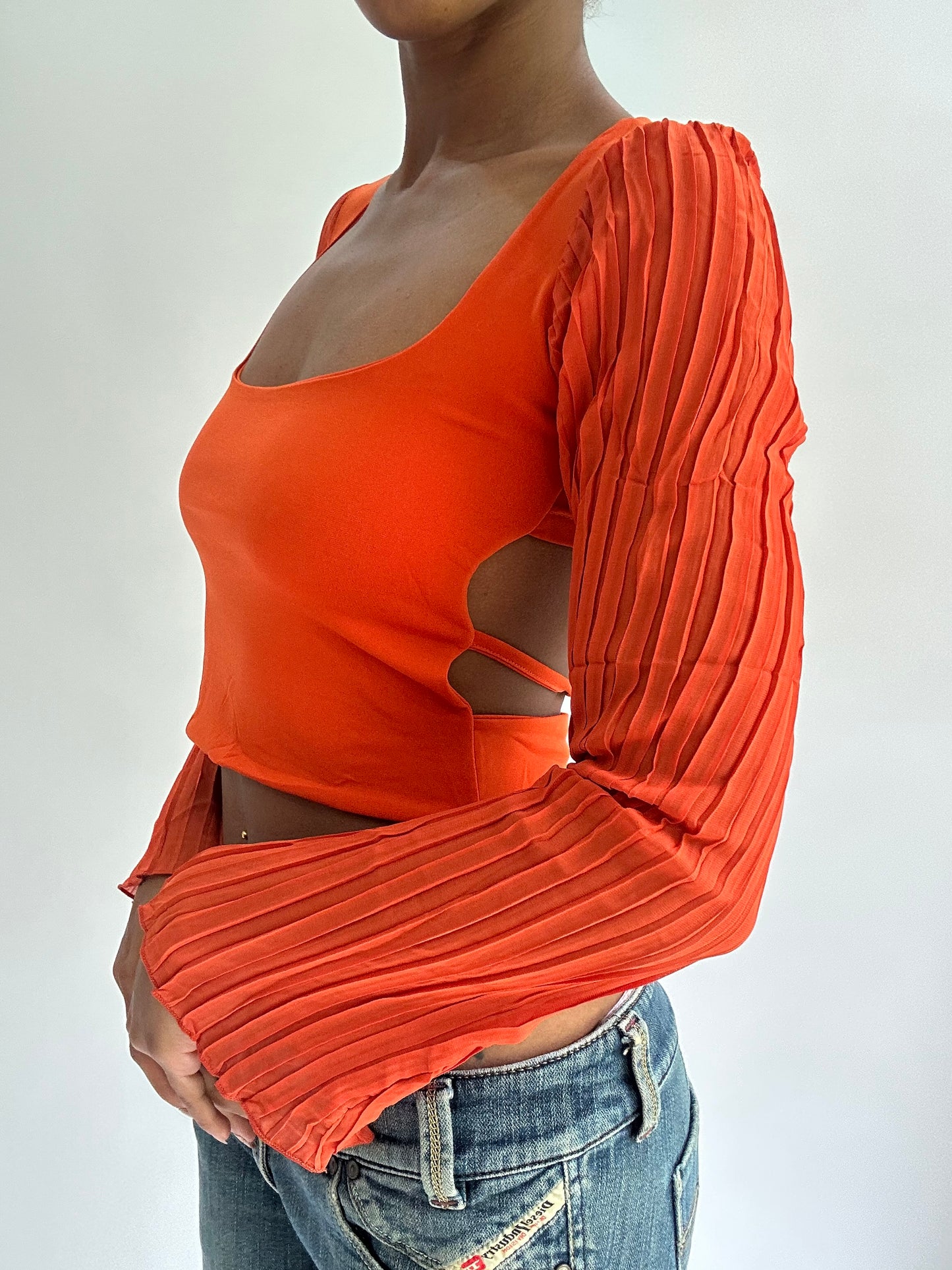 BEST PICKS | extra small/small orange cropped top