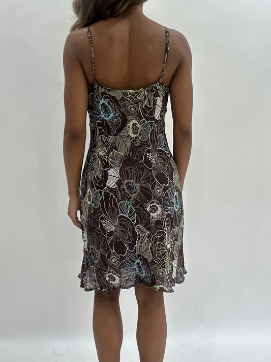 wedding guest drop | small/medium brown floral midi dress