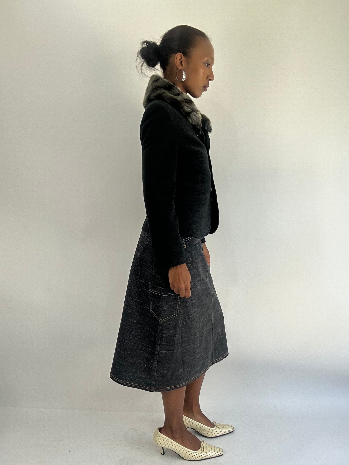 AUTUMN FAVOURITES | small grey blazer jacket with faux fur collar