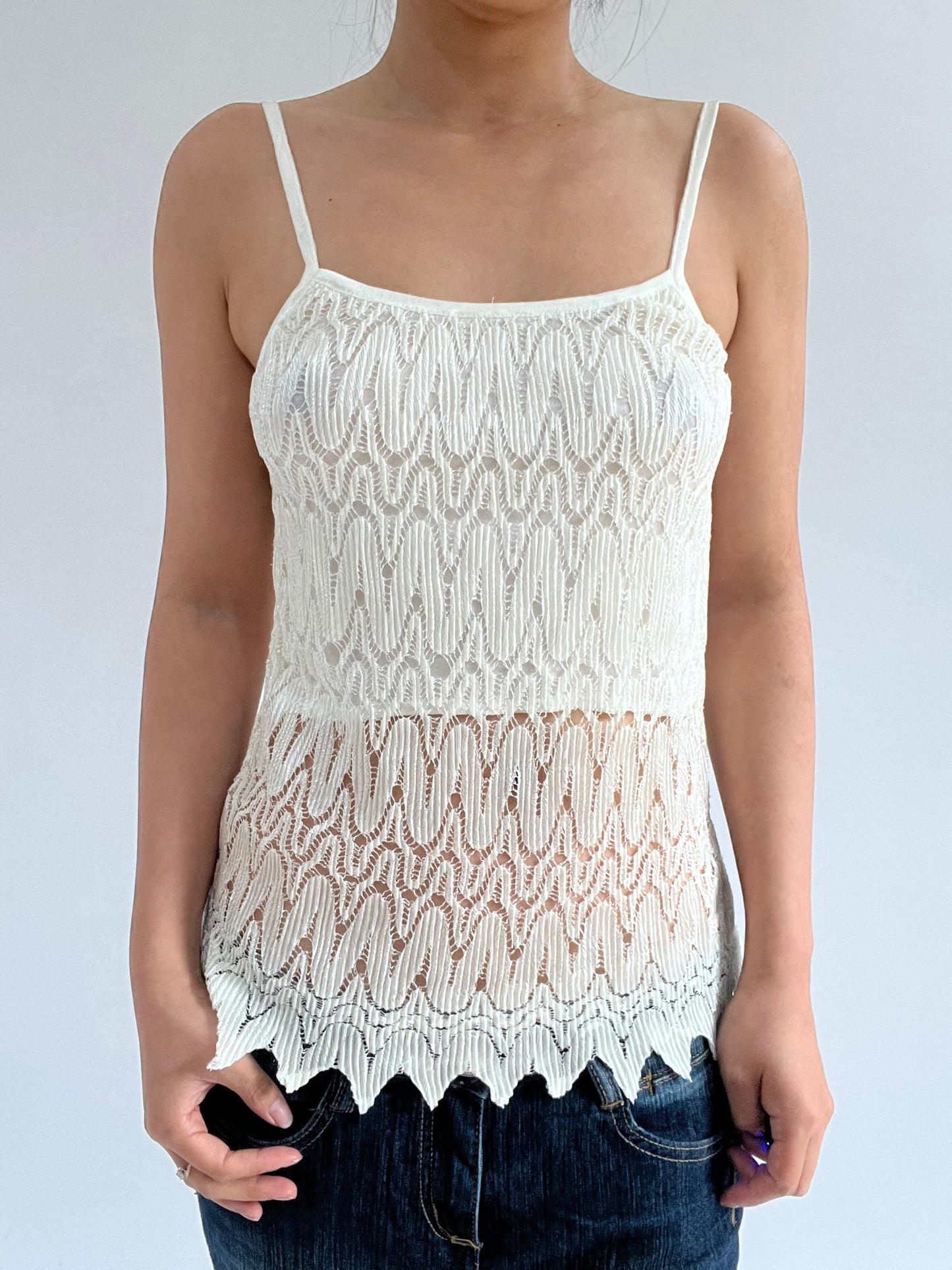 autumn picks | small white crochet cami top with thin straps