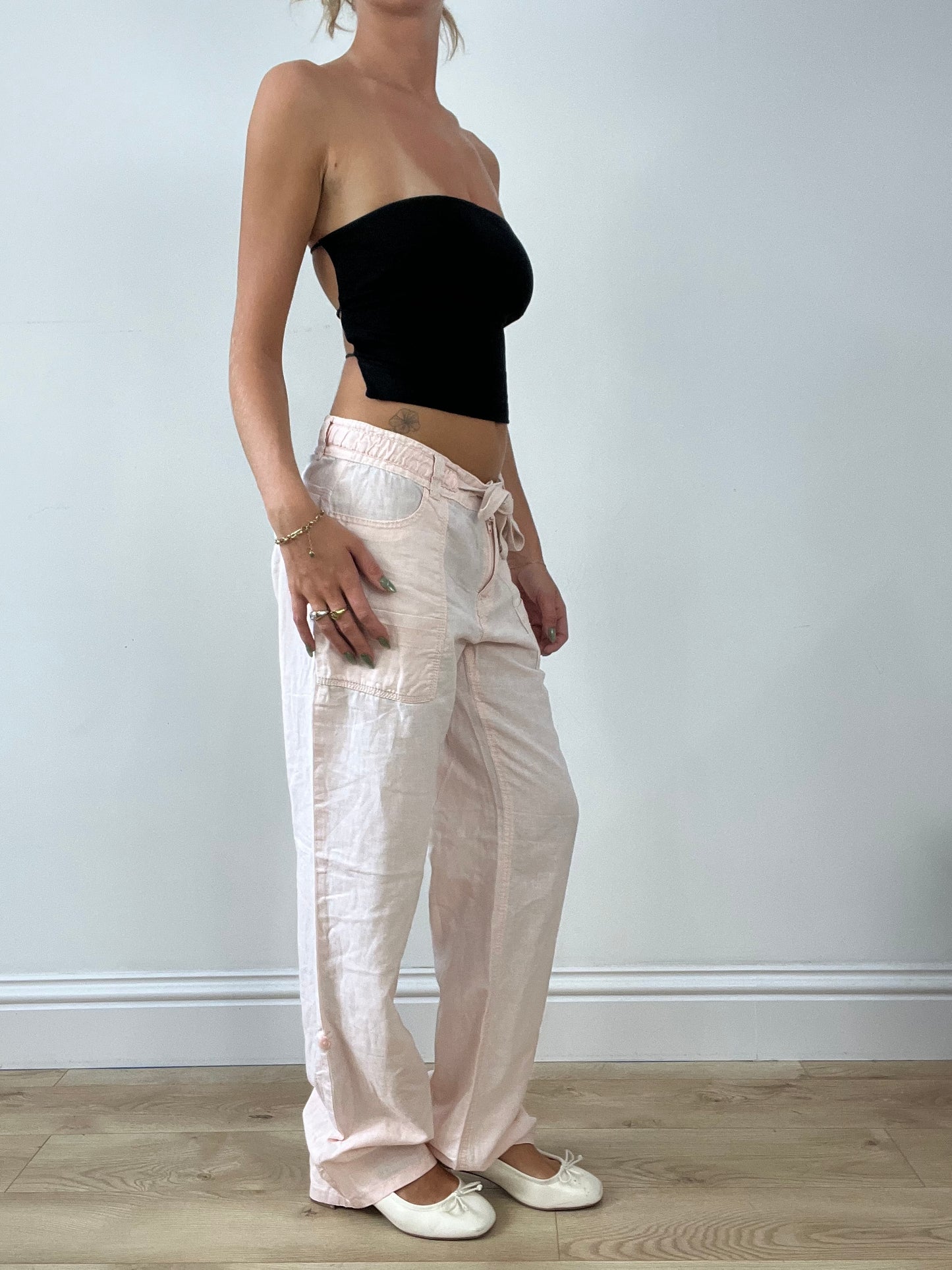BEST PICKS | small baby pink old h&m linen trousers with tie waist detail