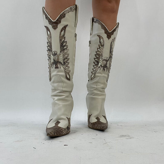 ⭐️FUTURECORE DROP | white heeled cowboy boots
