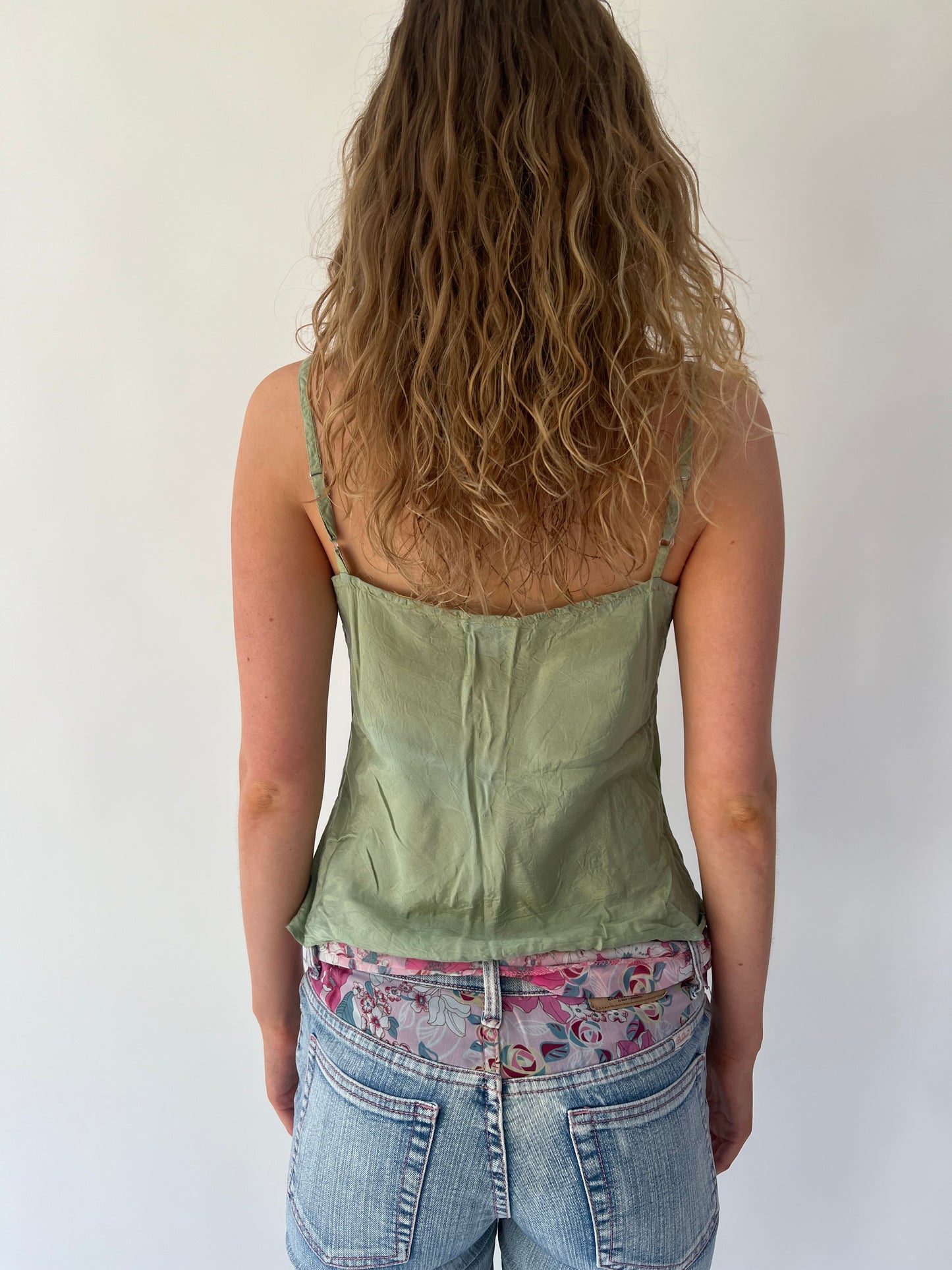 SATC drop | small/medium green cami top