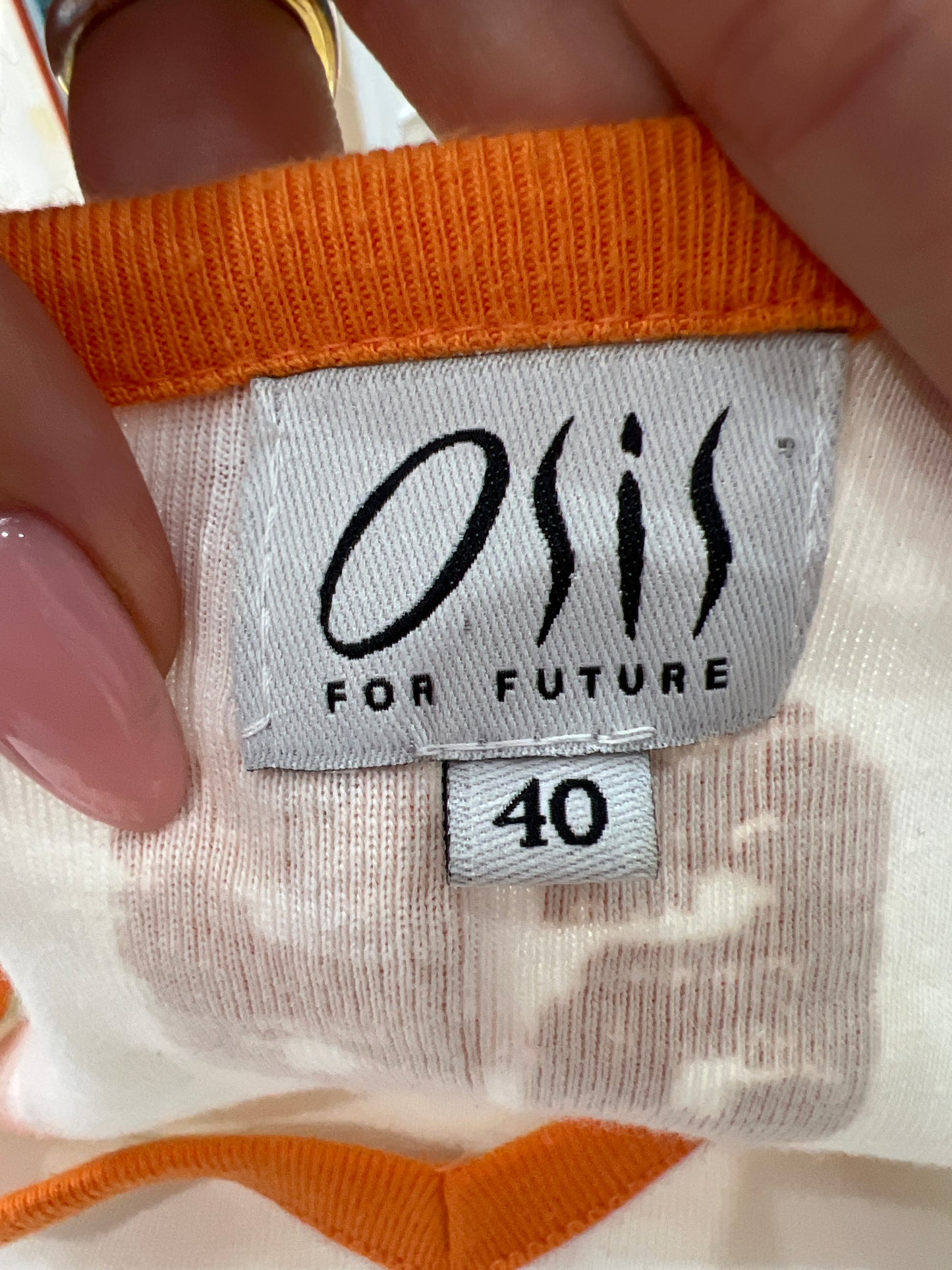 BRITISH SUMMER GIRL DROP | medium white and orange t-shirt with graphic palm tree pattern