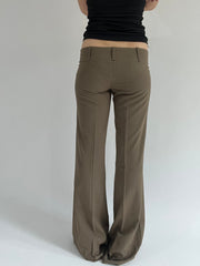 ‼️ | green fitted trousers