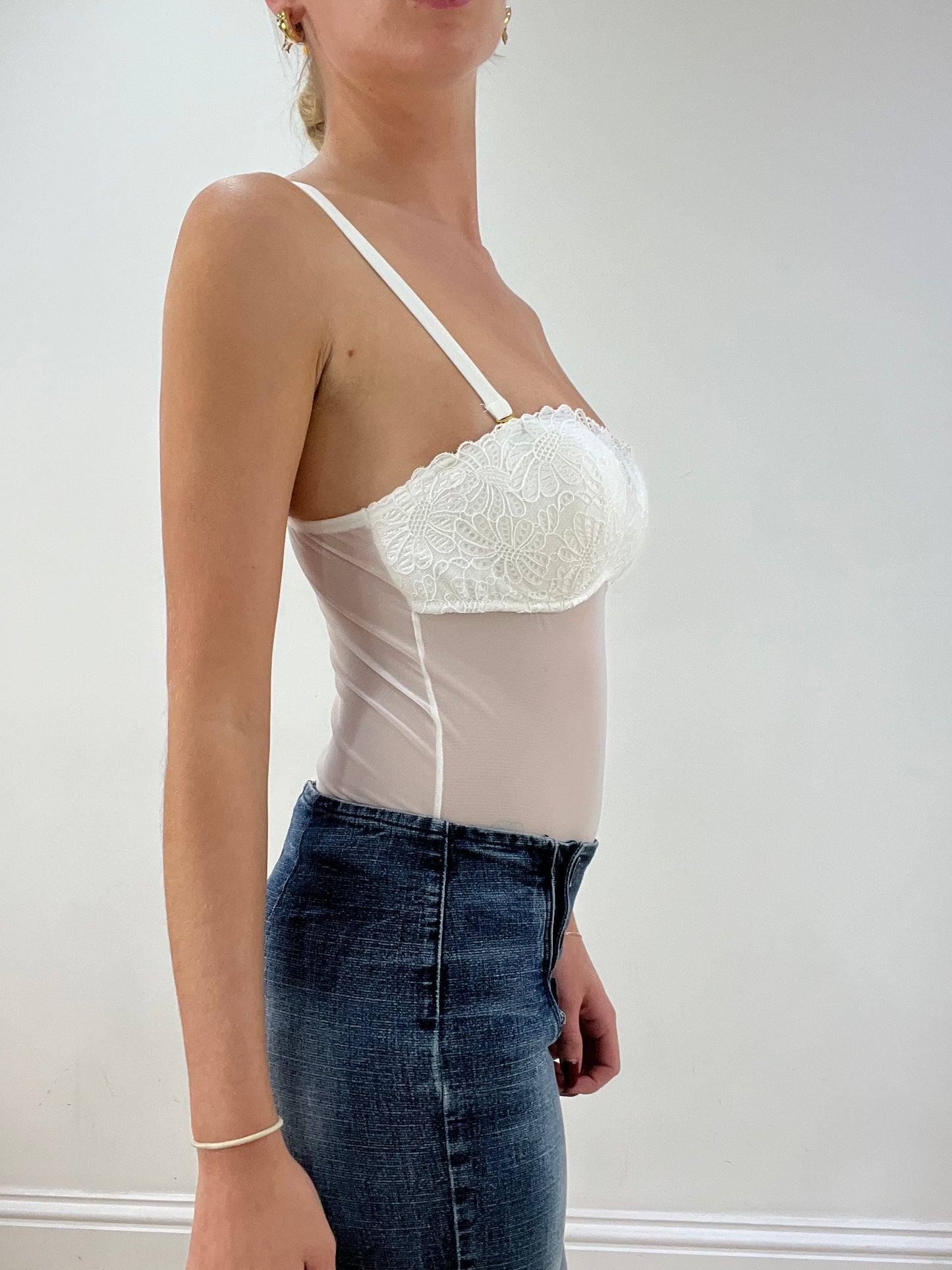 BEST PICKS | medium white semi sheer floral bodysuit