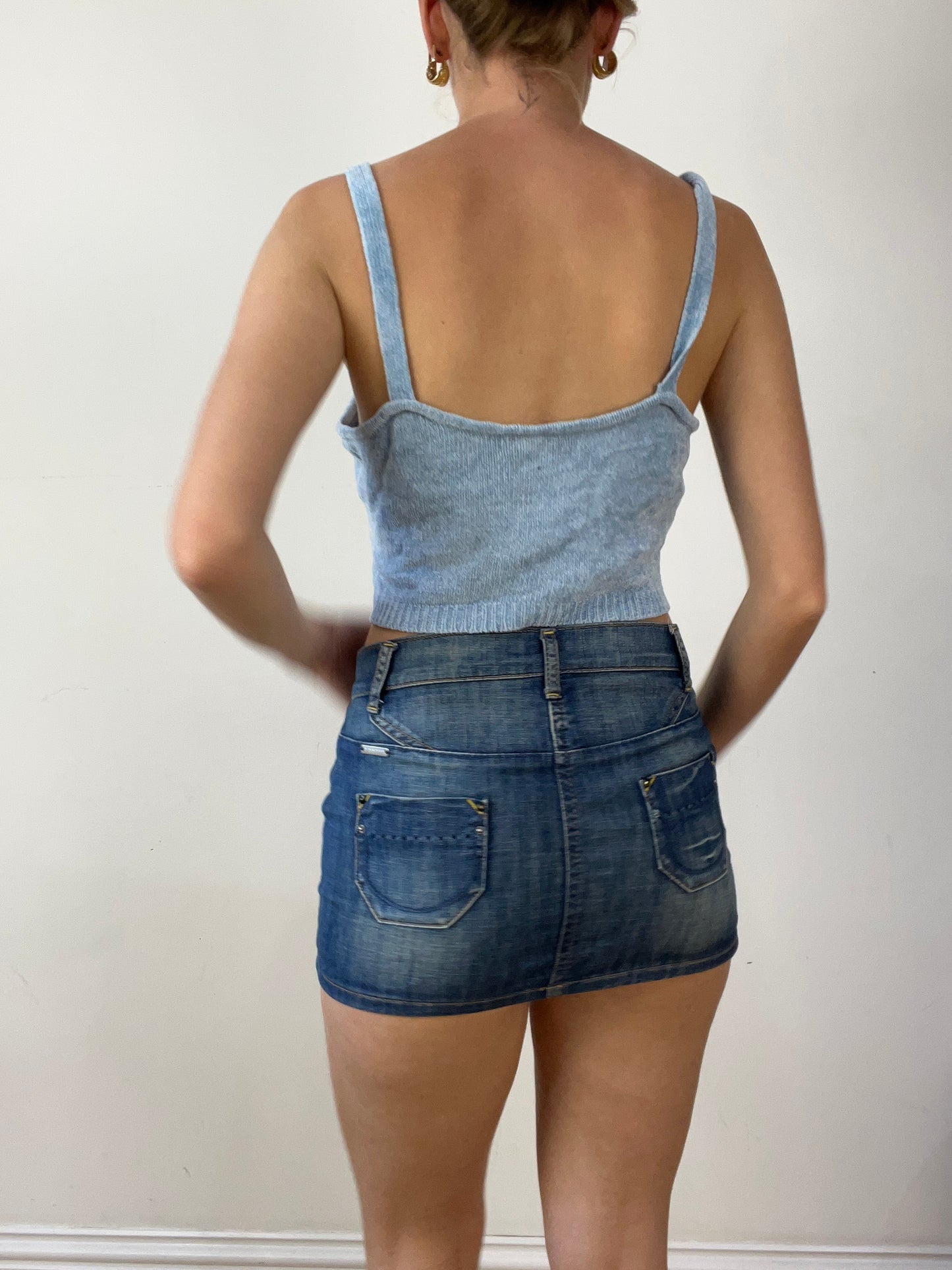 💻‼️ super cute blue fluffy knit cami