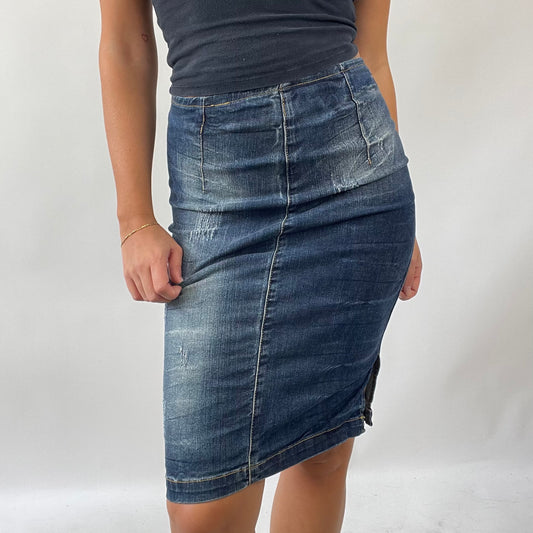 💚 FRESHERS FITS DROP | small dark denim midi skirt