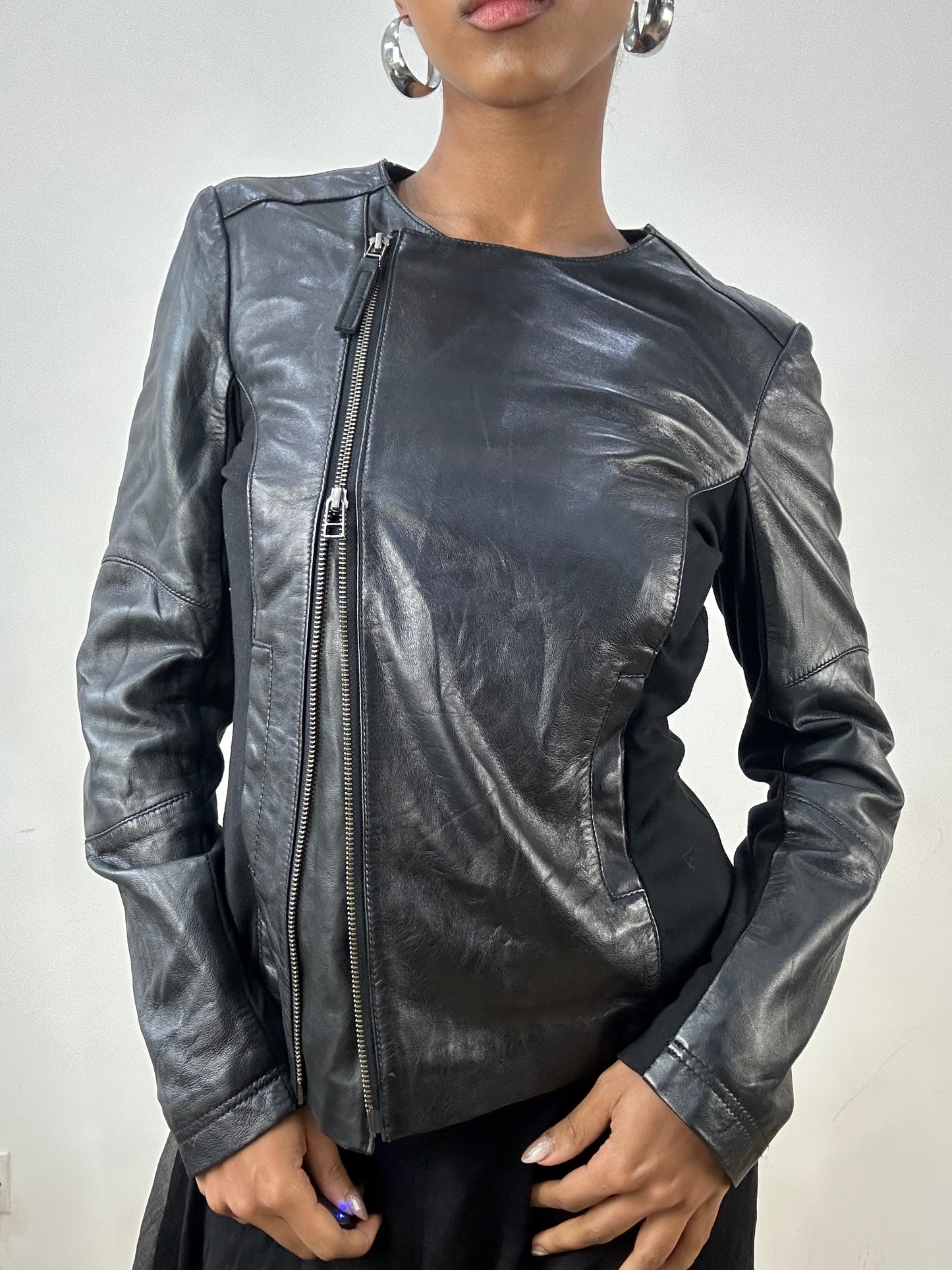 vintage edit: indie sleaze | small black leather zip up jacket