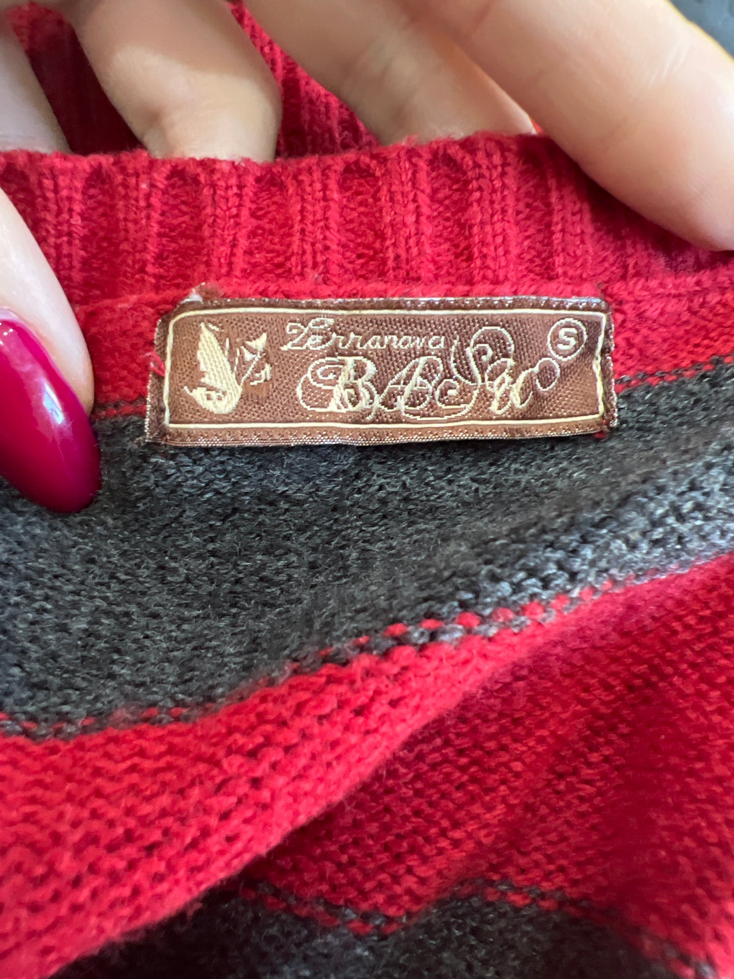 vintage edit thirteen | small red and grey striped v neck jumper