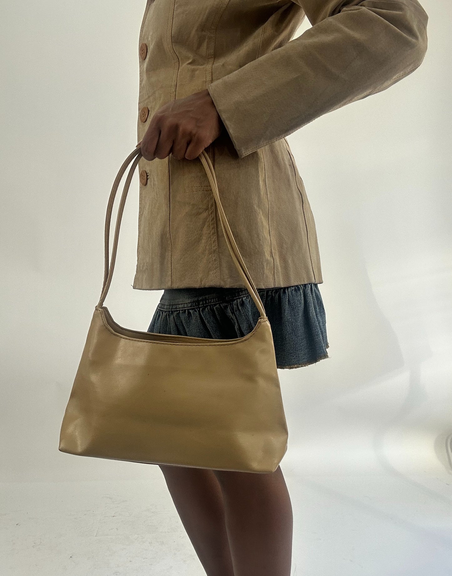 AUTUMN FAVOURITES | beige faux leather handbag