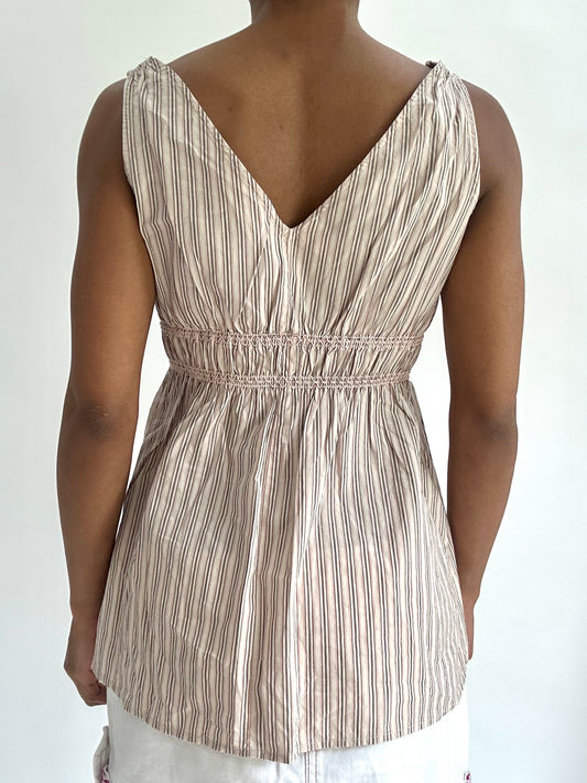 BEST PICKS | small/medium pink old gap striped peplum top