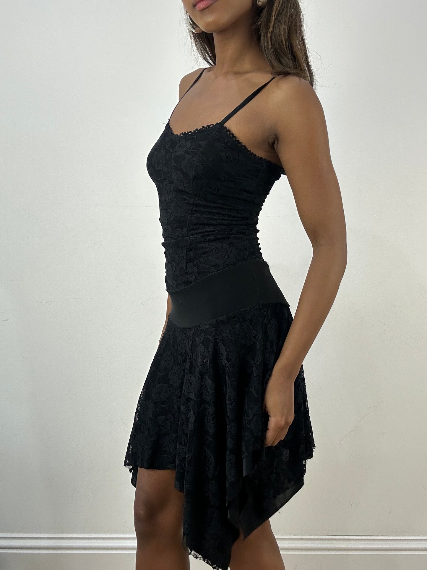 vintage edit: indie sleaze | extra small black asymmetric midi dress