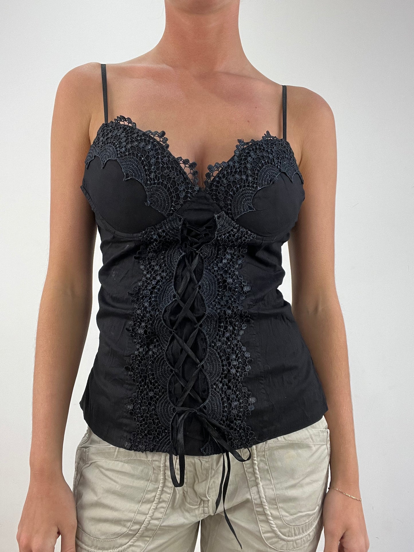 vintage edit fourteen | medium black embroidered corset style cami