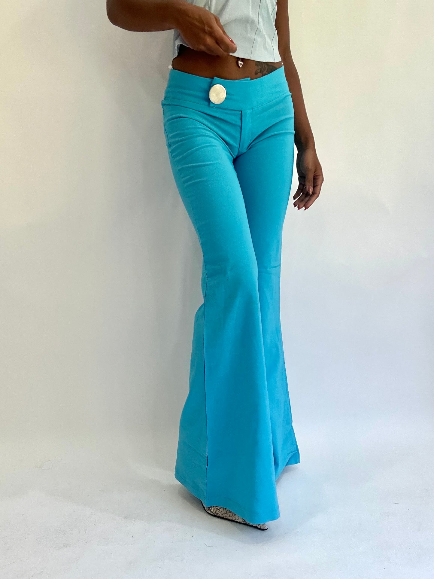 colourmaxxing drop | extra small blue flared trousers