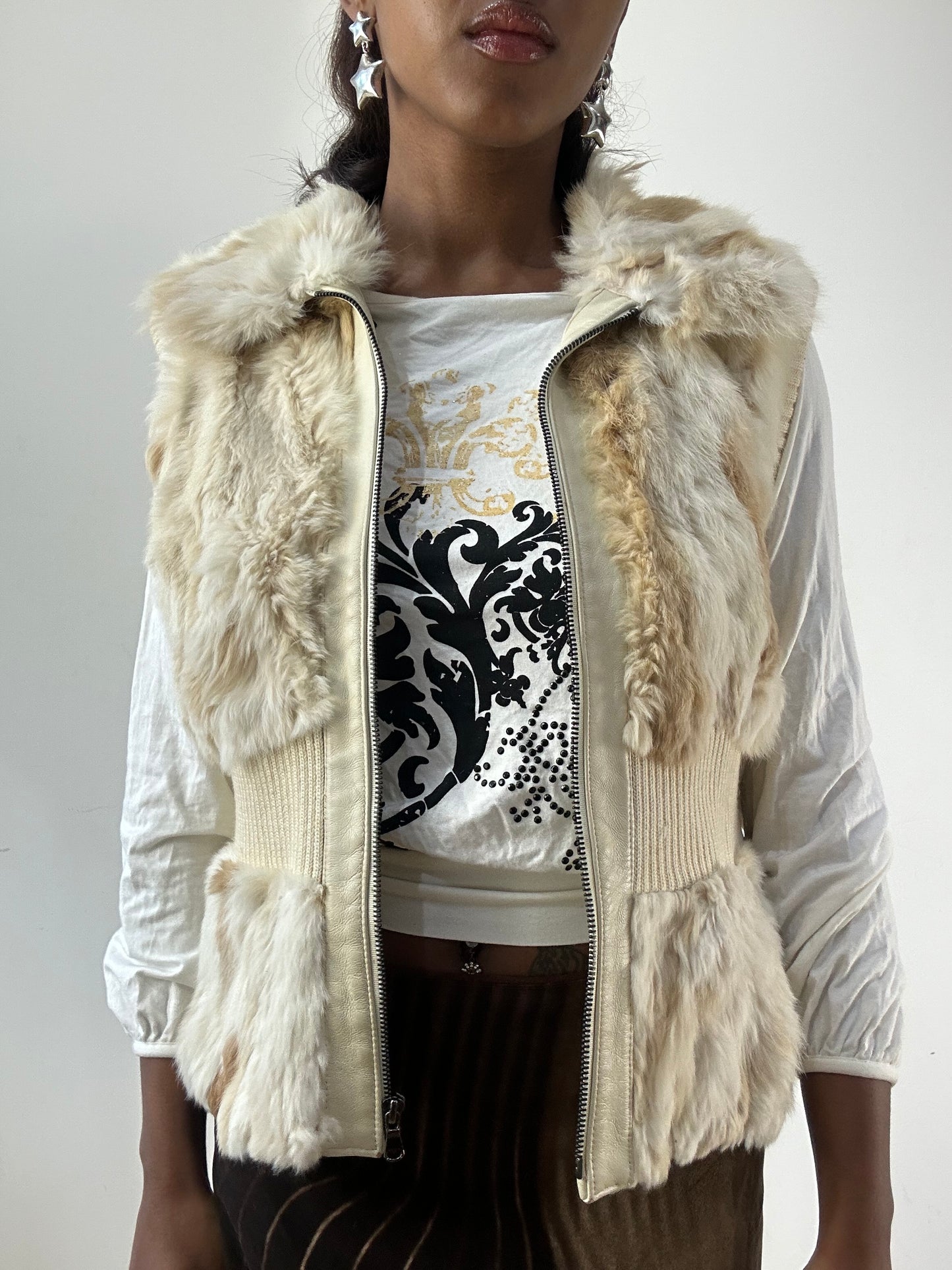 BEST PICKS | small cream fur and knit gilet