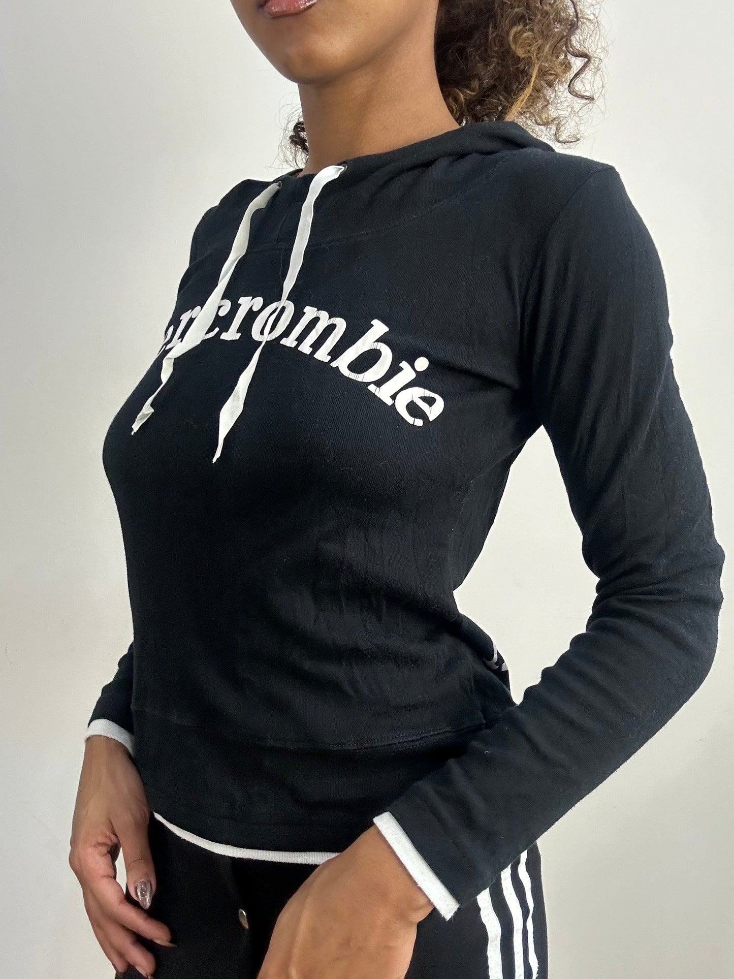 athleisure edit | small black abercrombie and fitch hoodie top