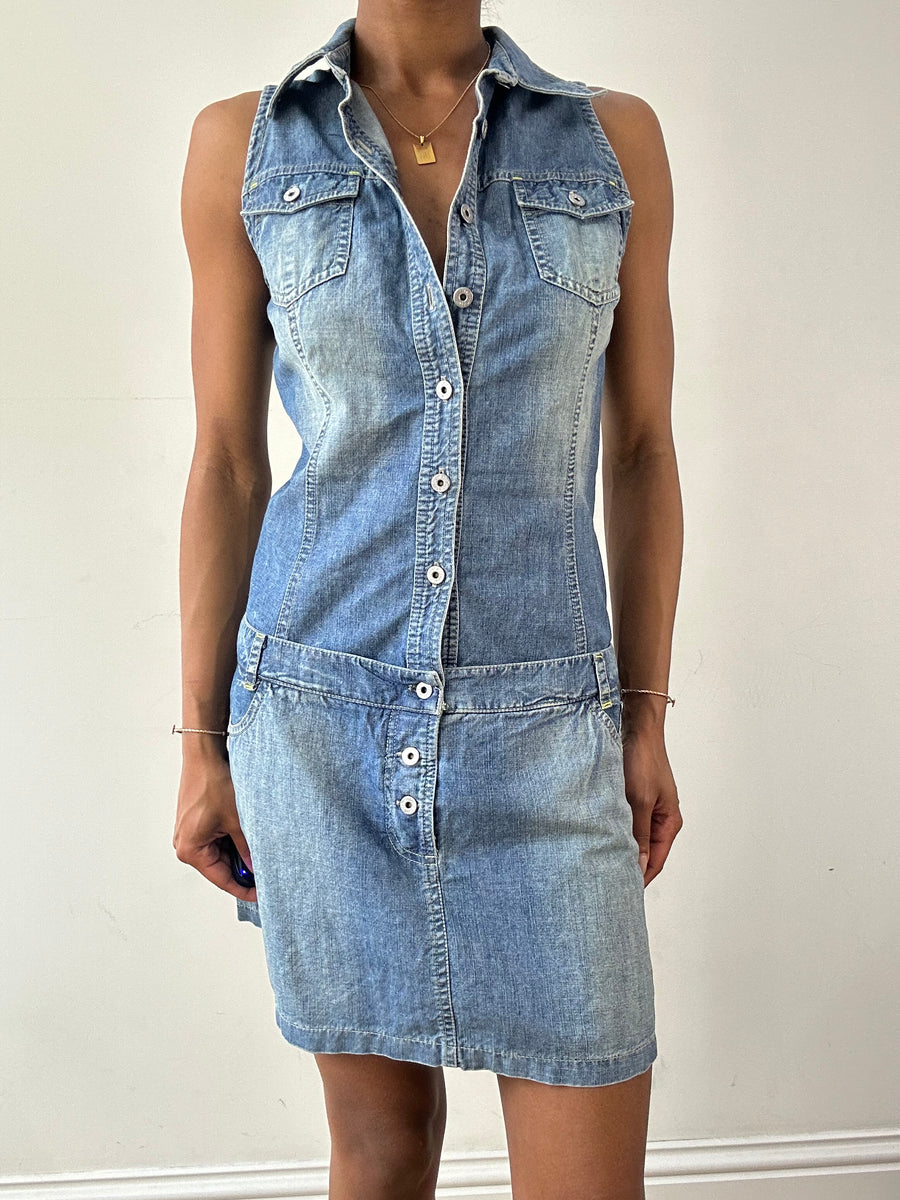 vintage edit twenty-one | small blue denim button up mini dress