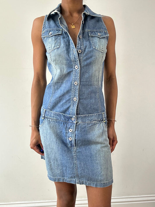 vintage edit twenty-one | small blue denim button up mini dress