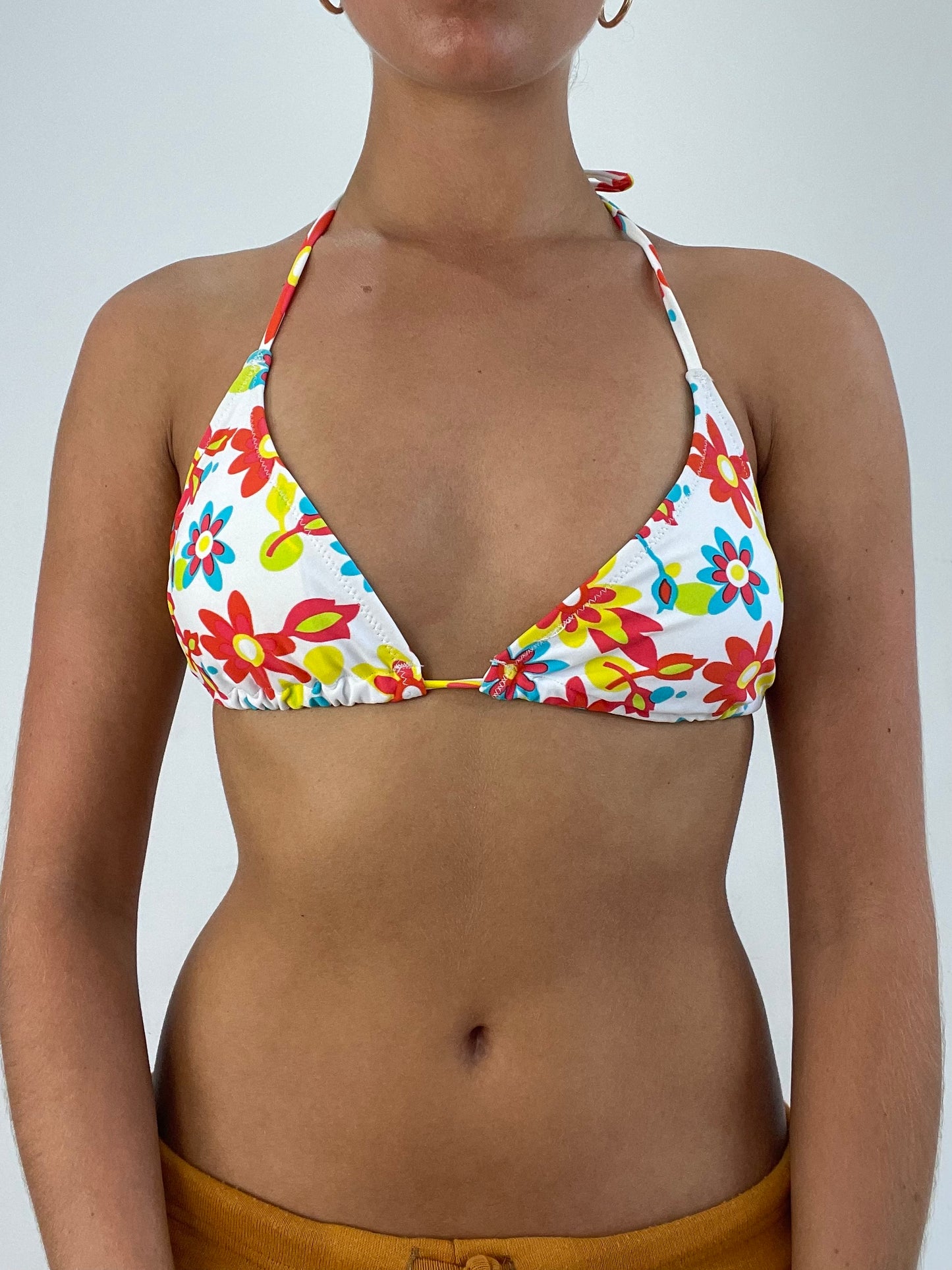 VINTAGE PICKS | small white floral print bikini set