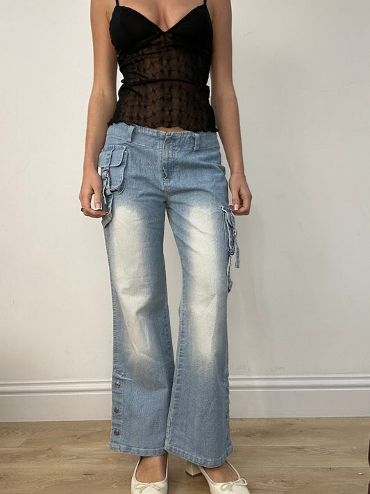 💻BEST PICKS | small light wash denim jeans