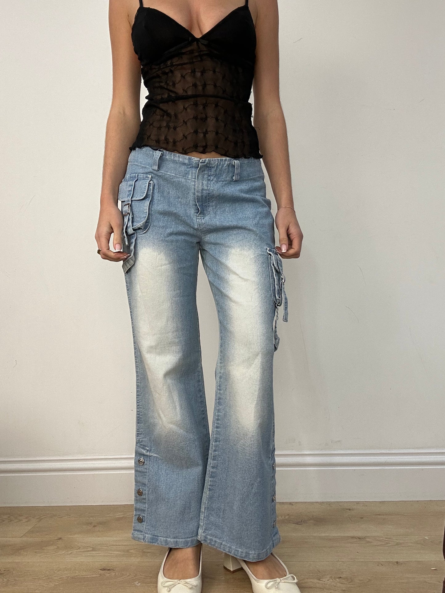 BEST PICKS | small light wash denim jeans
