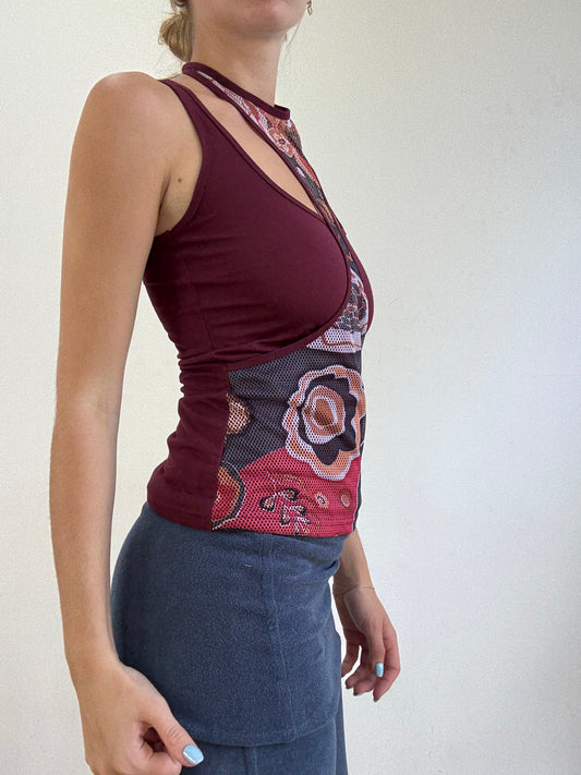 💻‼️ burgundy vest with netted overlay and floral print