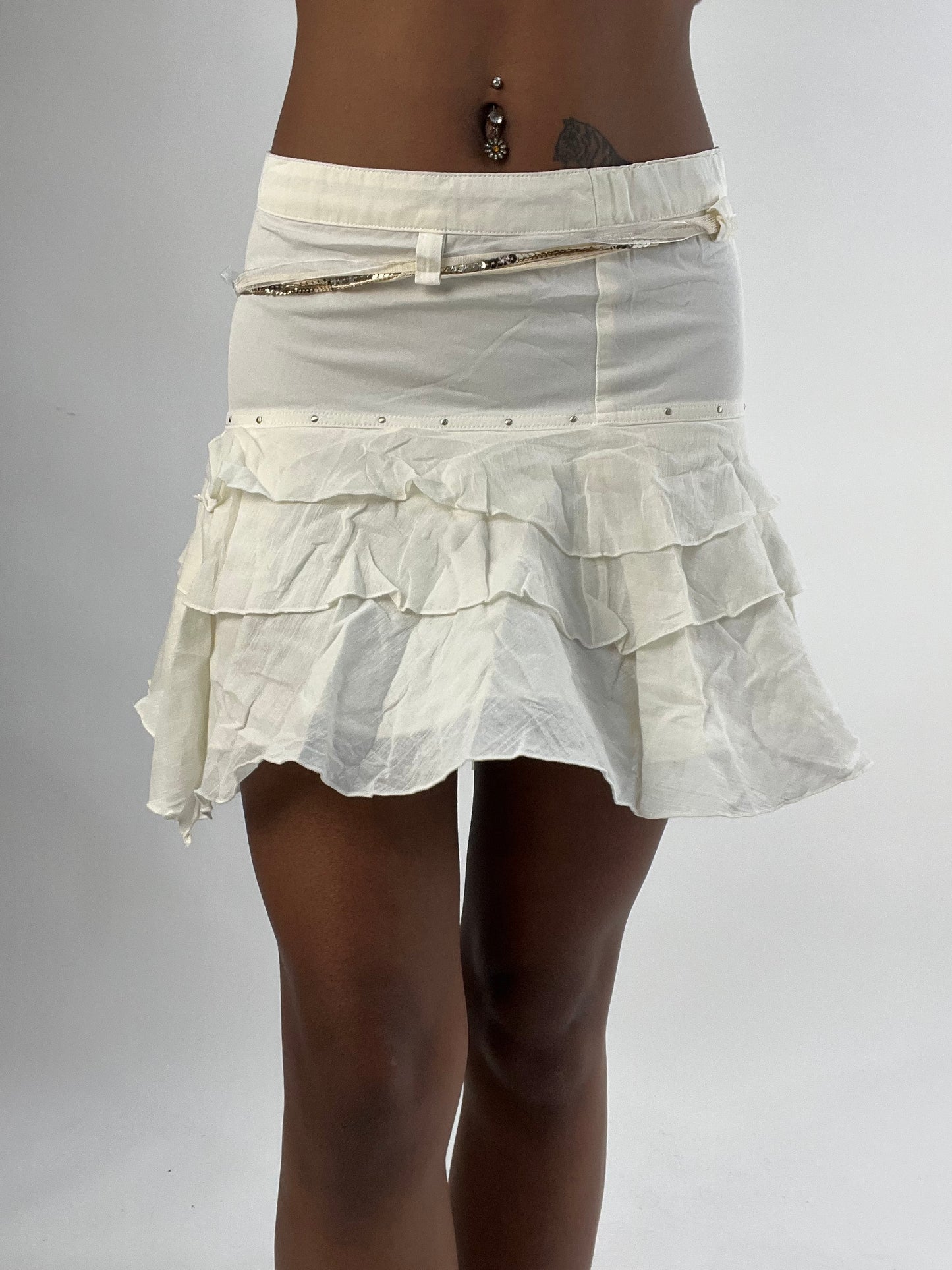 BEST PICKS | small white ruffle mini skirt
