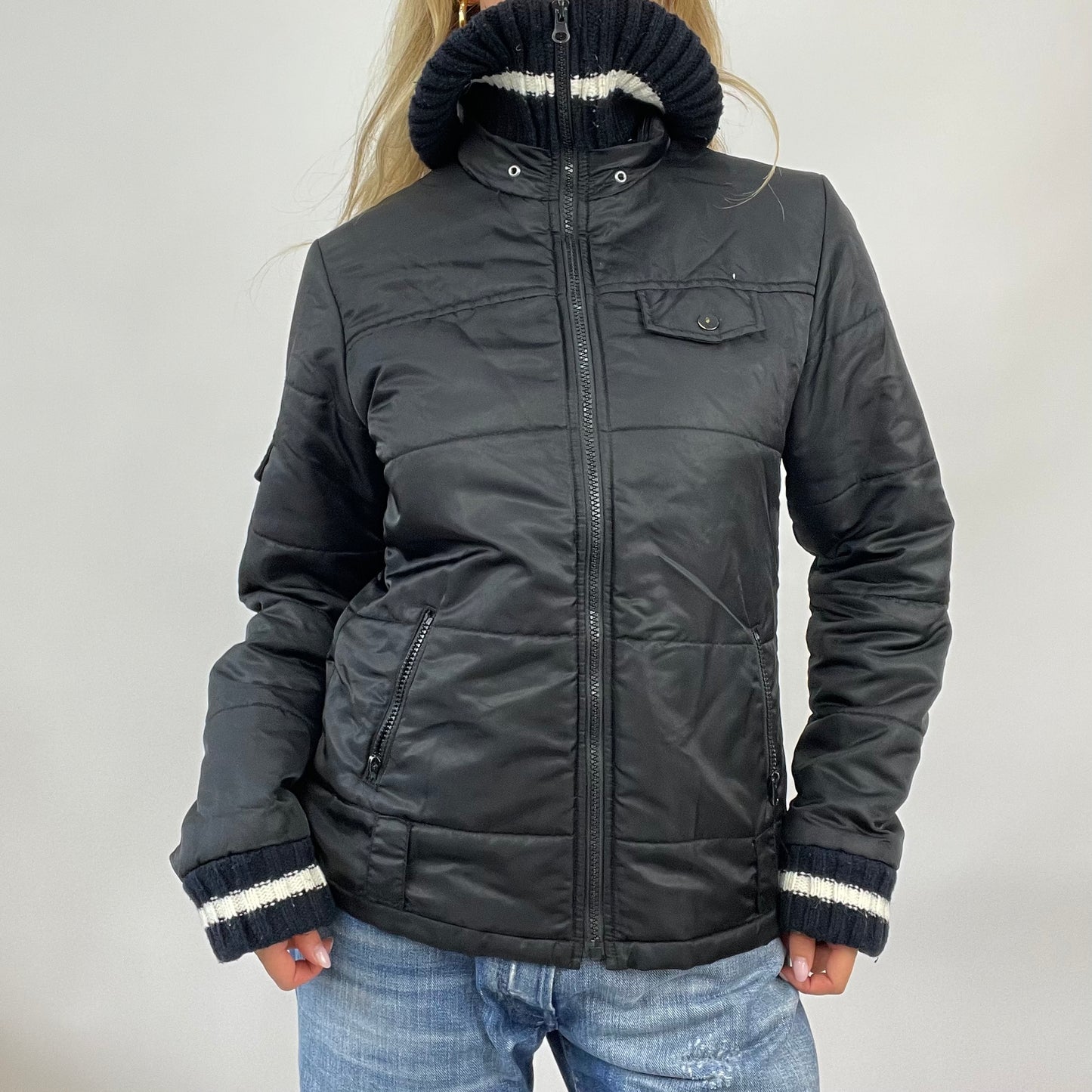 💚 BEST PICKS | small black puffer jacket with knit ribbed collar