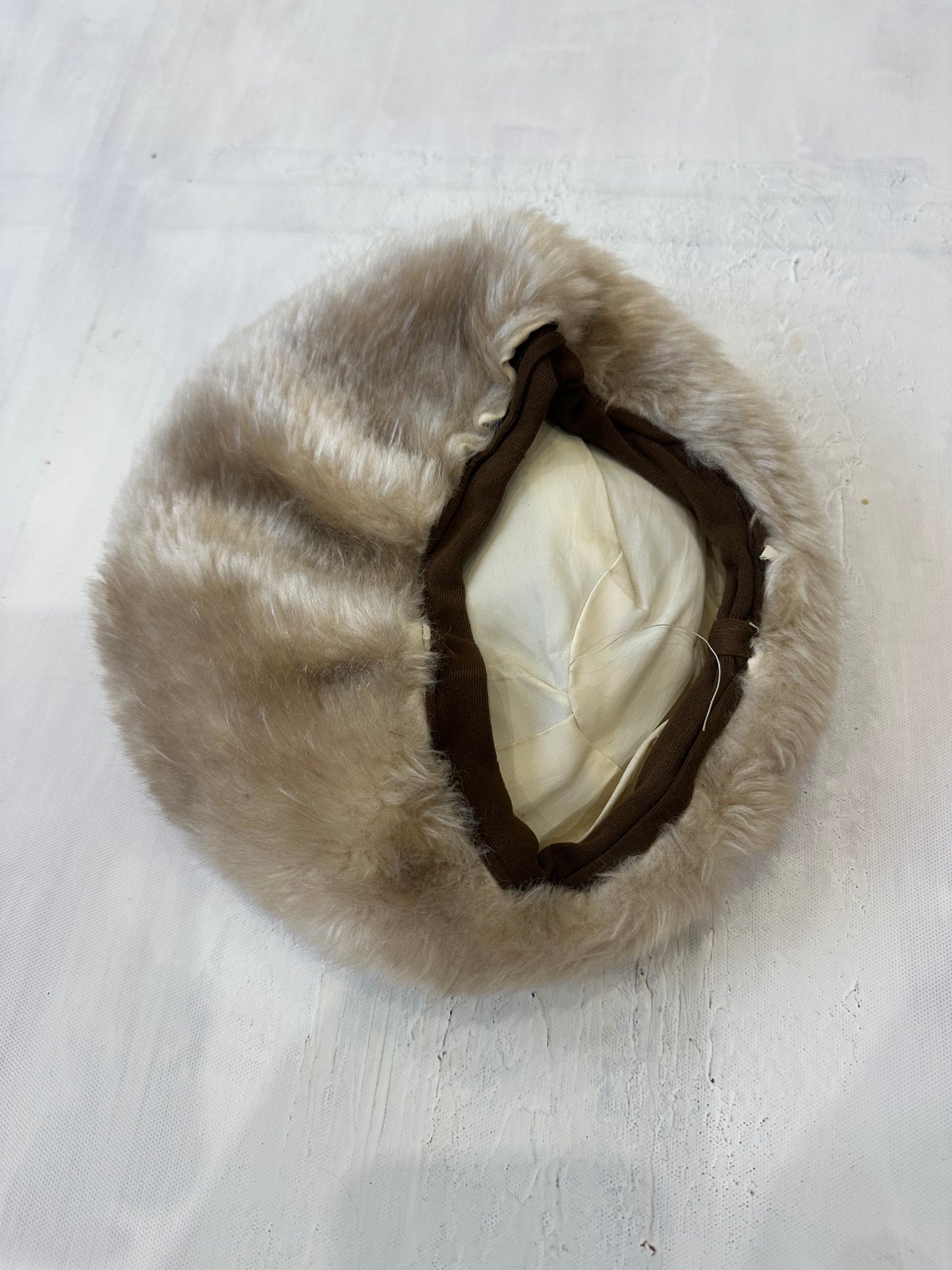 winter edit | cream faux fur beret