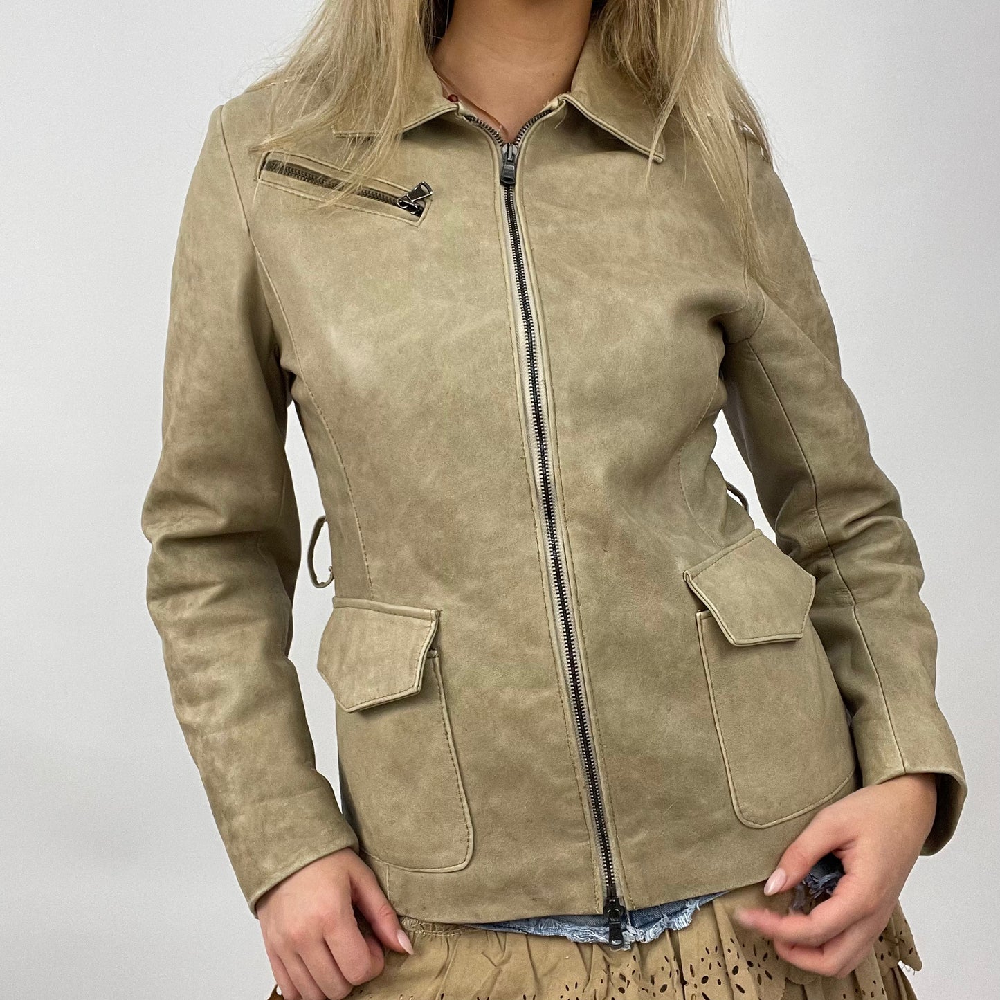 COTTAGECORE DROP | small beige valentino style dual zip jacket