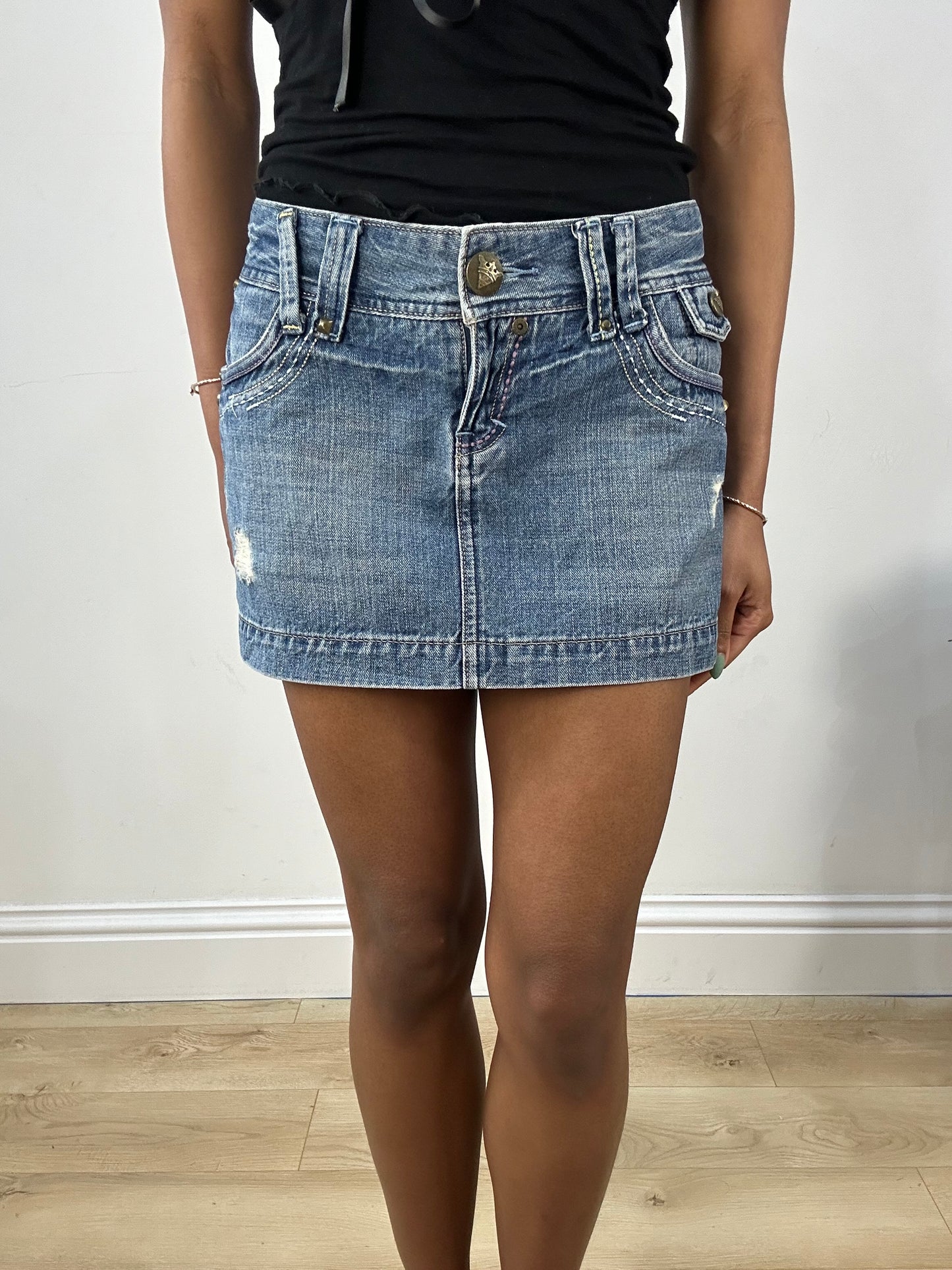 BEST PICKS | medium blue denim distressed mini skirt