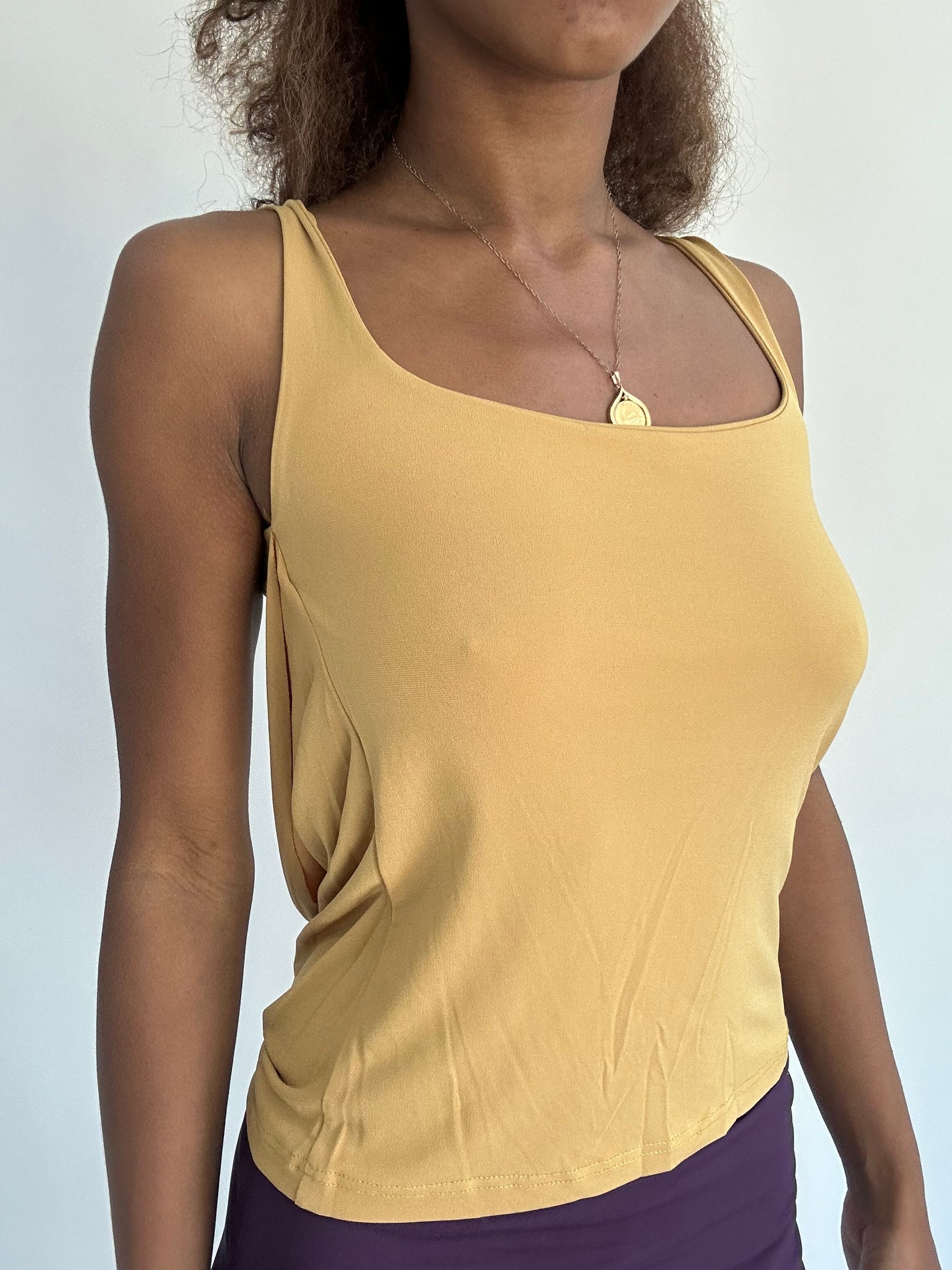 ‼️ | small green open back tank top