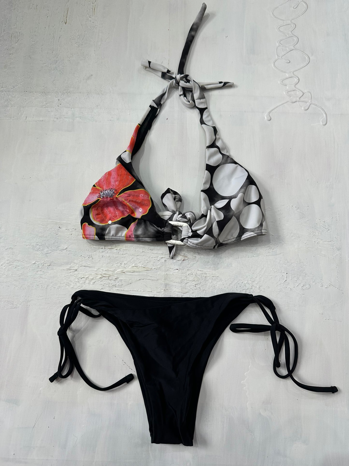 midsummer edit | small white and black bikini set