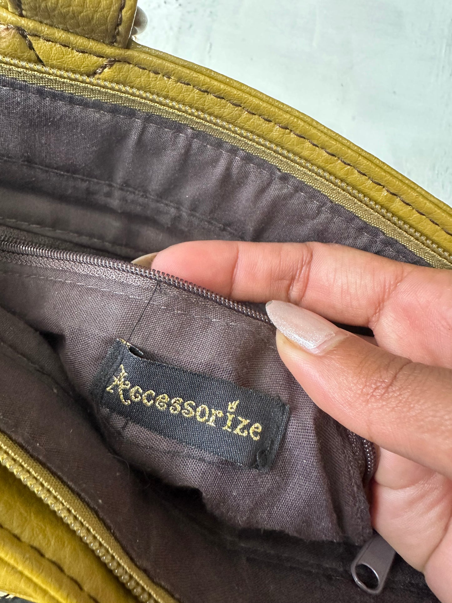 AUTUMN EDIT | green old accessorize faux leather handbag