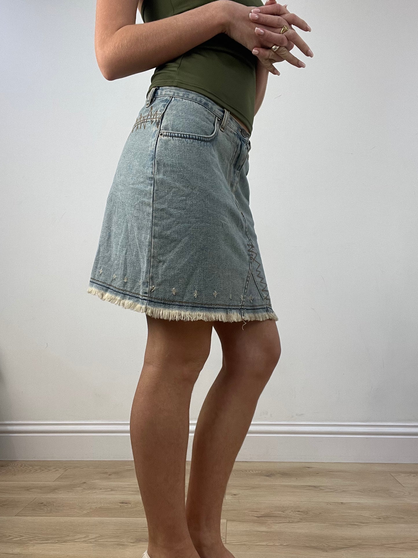BEST PICKS | small light wash denim skirt