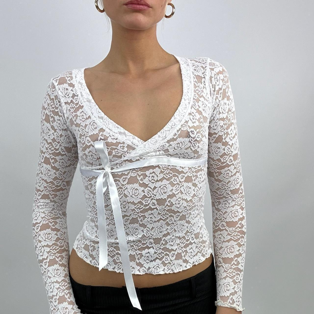 #421 SAMPLE SALE | small white long sleeve belle