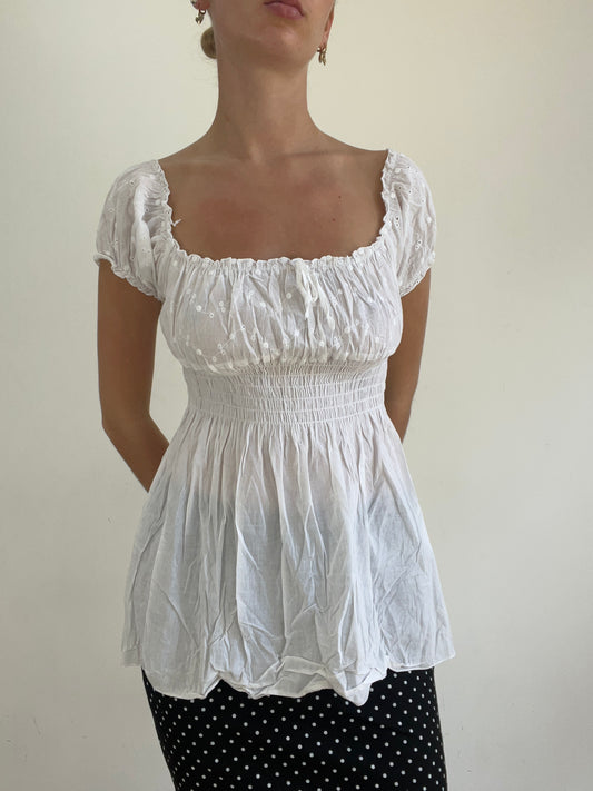 BEST PICKS | small white milkmaid style top